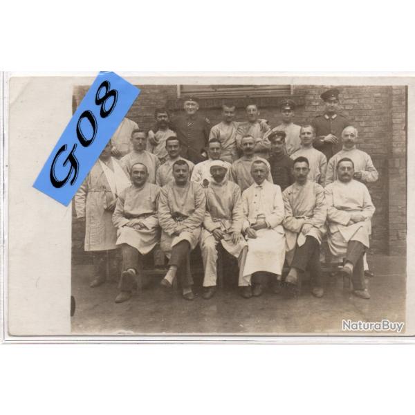 CPA - CARTE PHOTO MILITAIRE SOLDATS INFIRMIRE - N4397