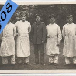 CPA - CARTE PHOTO MILITAIRE SOLDATS INFIRMIÈRE - N°4398