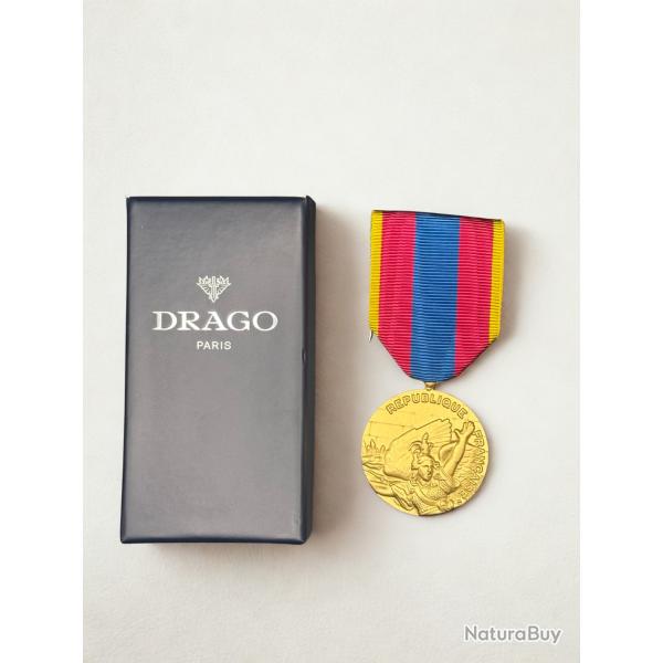(18.009) Mdaille de la Dfense Nationale - Or - Drago