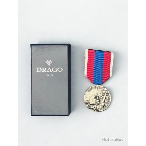 (18.012) Mdaille de la Dfense Nationale - Argent - Drago