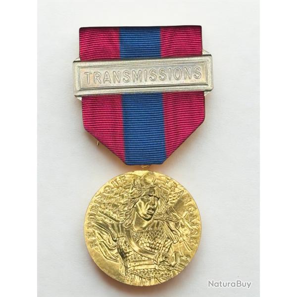 (18.008) Mdaille de la Dfense Nationale - Bronze - Agrafe Transmissions