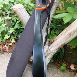 Machette Guide d'Amazonie Lame Acier 3Cr13 Manche ABS Black Orange Avec Grosse Garde Etui Nylon
