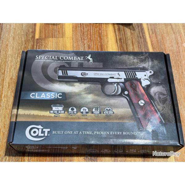 Pack prt  tirer  Pistolet Colt Combat 4,5mmCo2 + billes Umarex