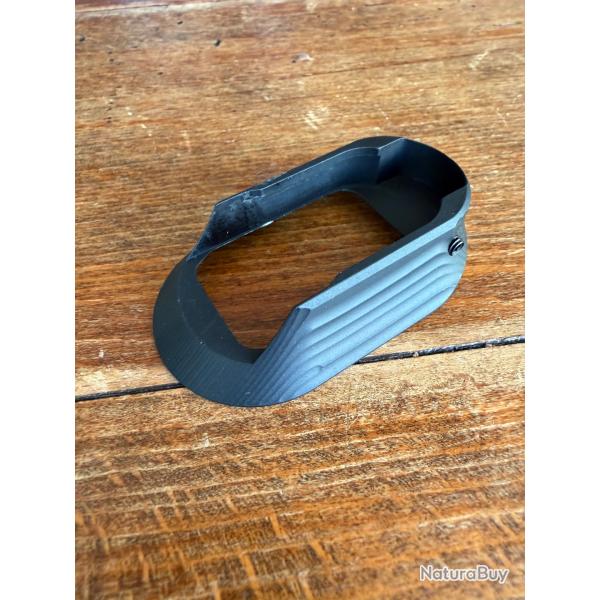 Puit de chargement pour CZ shadow 2 toni systm