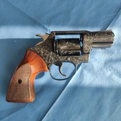 Colt Detectiv Special gravé . Pièce de collection rare