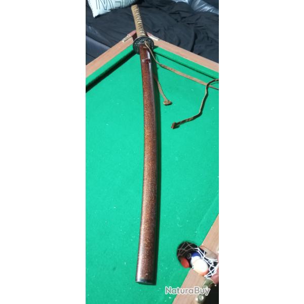 Trs grand katana fabriqu au Japon