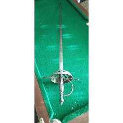 Reproduction de rapière ancienne