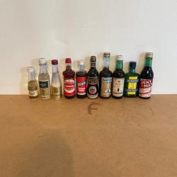 Lot 10 mignonnettes d'alcool vantage
