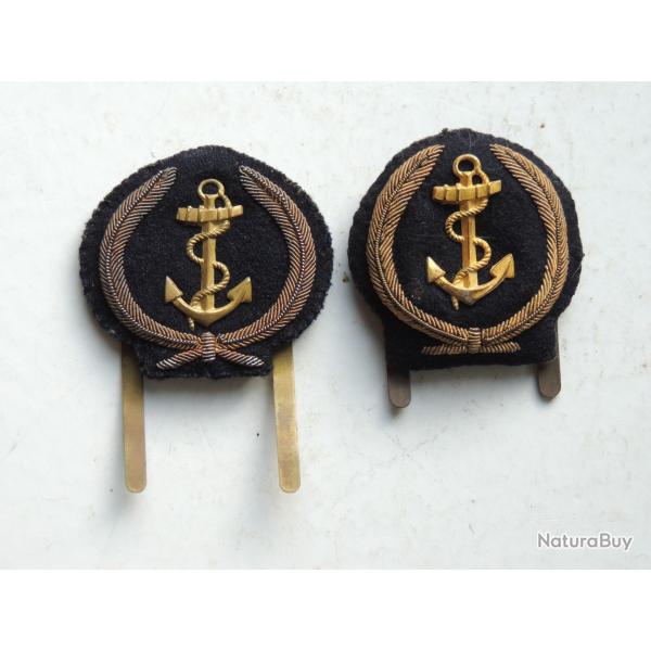 MARINE NATIONALE : 2 TRES ANCIENS INSIGNES CASQUETTE OFFICIER  MARINIER W.W.2