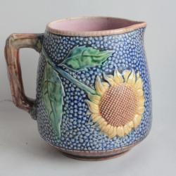 Pichet Majolique &eacute;trusque Tournesol barbotine