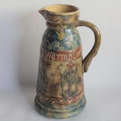 Pichet &agrave; bi&egrave;re Flamand terre cuite verniss&eacute;e Leo Maes-Vereenooghe