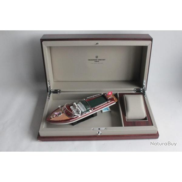 FREDERIQUE CONSTANT crin montre bateau Runabout