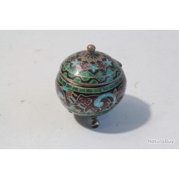 Boite miniature argent et �maux cloisonn�s �l�phants