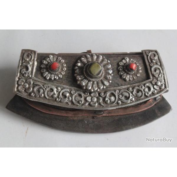 Ancien Briquet tibtain  silex Mechak