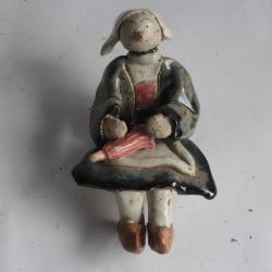 Figurine terre cuite Bécassine