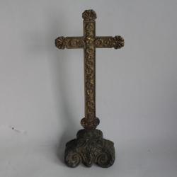 Croix bronze XIXe siècle