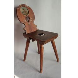 Ancienne Chaise pour enfant bois peint Boite à musique Suisse