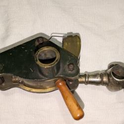 Ancienne doseuse de plomb Gibert Angoulême