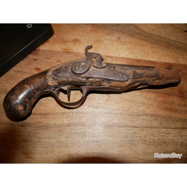 Epave de pistolet de GENDARME 1777 converti  percussion