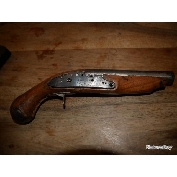Epave de pistolet de GENDARME qui a commence  tre restaure