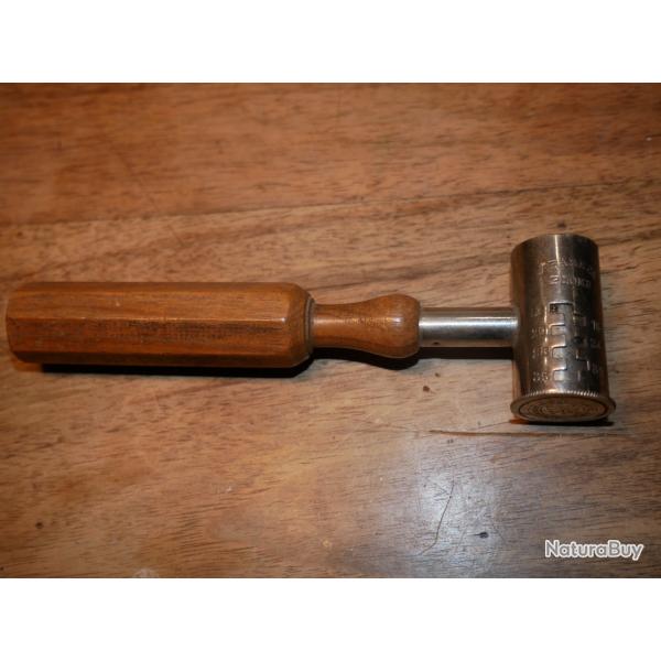 Dosette � poudre "Manufrance" � manche � pans