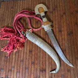 GRAND POIGNARD KOUMIA 47 cm AVEC SON CEINTURON