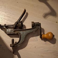 Sertisseur calibre 16 mod&egrave;le l&eacute;ger