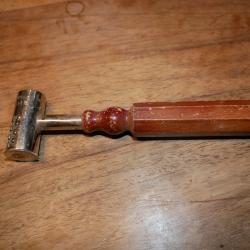 Chargette &agrave; poudre &agrave; manche &agrave; pans "Manufrance"