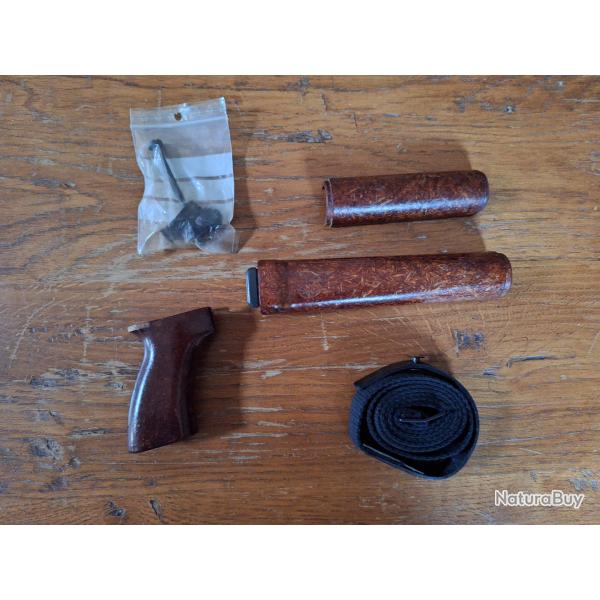 Garde main, poigne bois et sangle noire pour VZ58