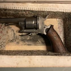 Revolver à percussion à broche système  Lefaucheux 7mm