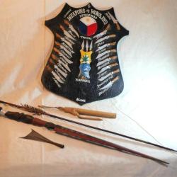 RARE Lot d'armes ethniques flèches éléments sarbacanes et bouclier souvenirs Moroland - Weapons