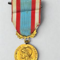(59.008) M&eacute;daille comm&eacute;morative des op&eacute;rations de s&eacute;curit&eacute; et de maintien de l'ordre
