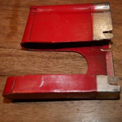 Clips rouge pour Schmidt Rubin K11, G11, K31 pour usage avec des cartouches de manipulations