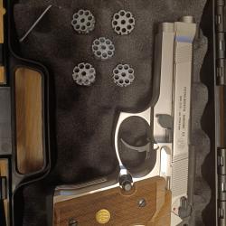 En lot Beretta M92 de chez umarex+sparclettes+ 3 boîtes de plombs
