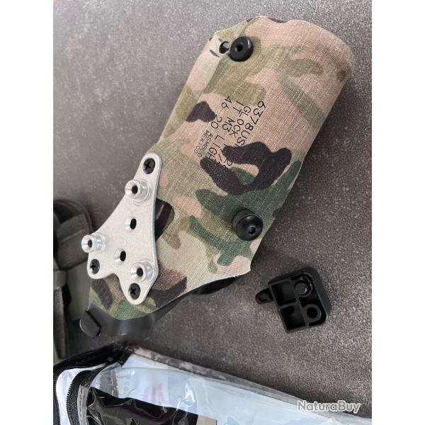 Holster safariland pour Glock 19/23/45 et lampe style surefire 300 gaucher viser mcanique