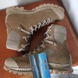 Chaussures randonnée meindl 45 neuve