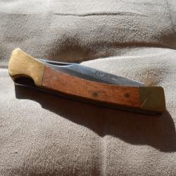 Couteau de poche neuf , lame stainless