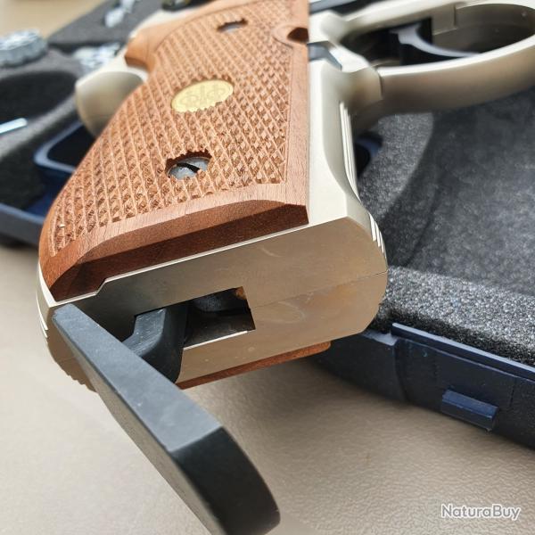 PISTOLET BERETTA M 92 FS