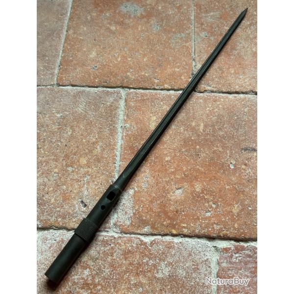 Baonnette franaise MAS 36 2eme type moletage oblique WW2 (2)