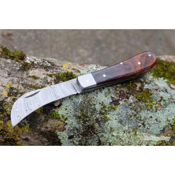 Beau Couteau Grand-Pre Vannier Lame Serpette Damas 128 Couches Manche Bois Fabrication Artisanale01