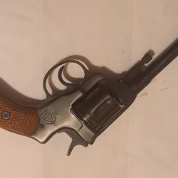 Revolver réglementaire URSS Nagant mod.1895