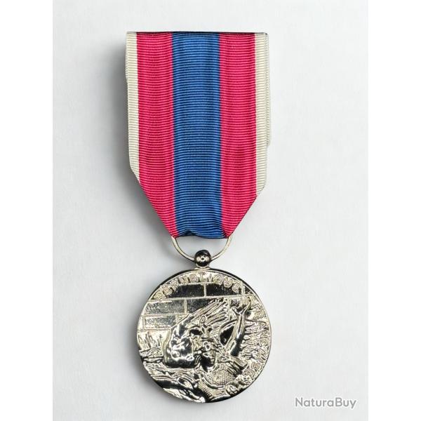 (18.014) M�daille de la D�fense Nationale - Argent