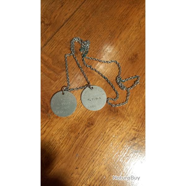 Paire de plaques d'identification