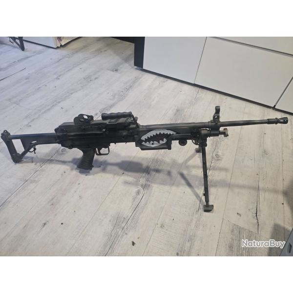 M249 A&K minimi AEG full up