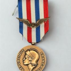 (40.001) M&eacute;daille d'honneur de l'a&eacute;ronautique