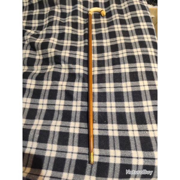 Canne de marche ancienne