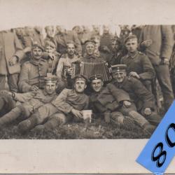 CPA -Photo Militaire - Un Groupe Soldats Allemand- N°4426