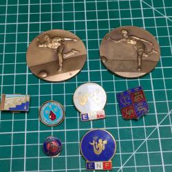 LOT INSIGNES ET MEDAILLES CIVILS POUR COLLECTION