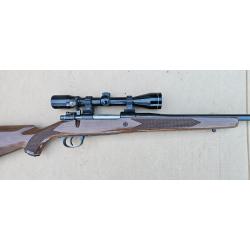 VENTE FLASH 5 JOURS  Carabine Fabrique Nationale avec lunette - Cal.22-250 - 1 sans prix de réserve