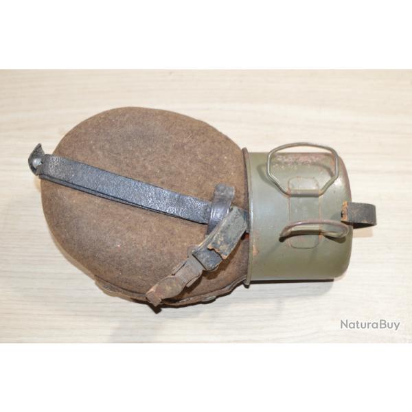 Gourde Militaire avec quart ancien Trinkbecher FER �maille (16)